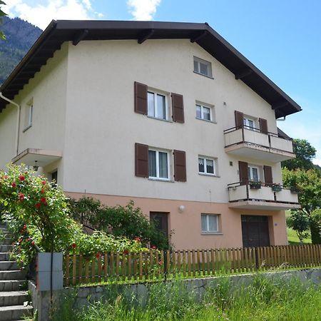 Grosse, Schoene Wohnung Im Gruenen บริก ภายนอก รูปภาพ