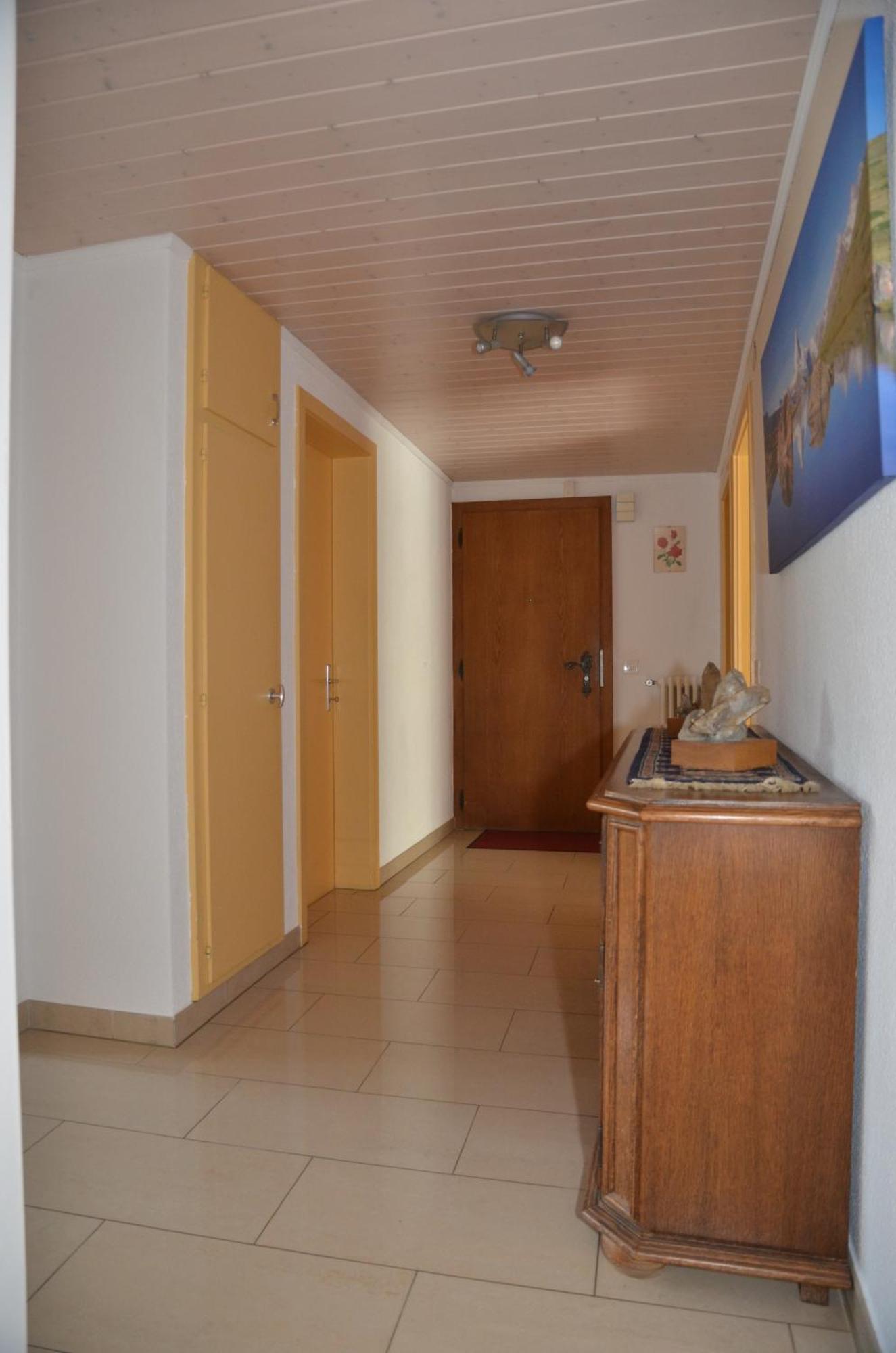 Grosse, Schoene Wohnung Im Gruenen บริก ภายนอก รูปภาพ
